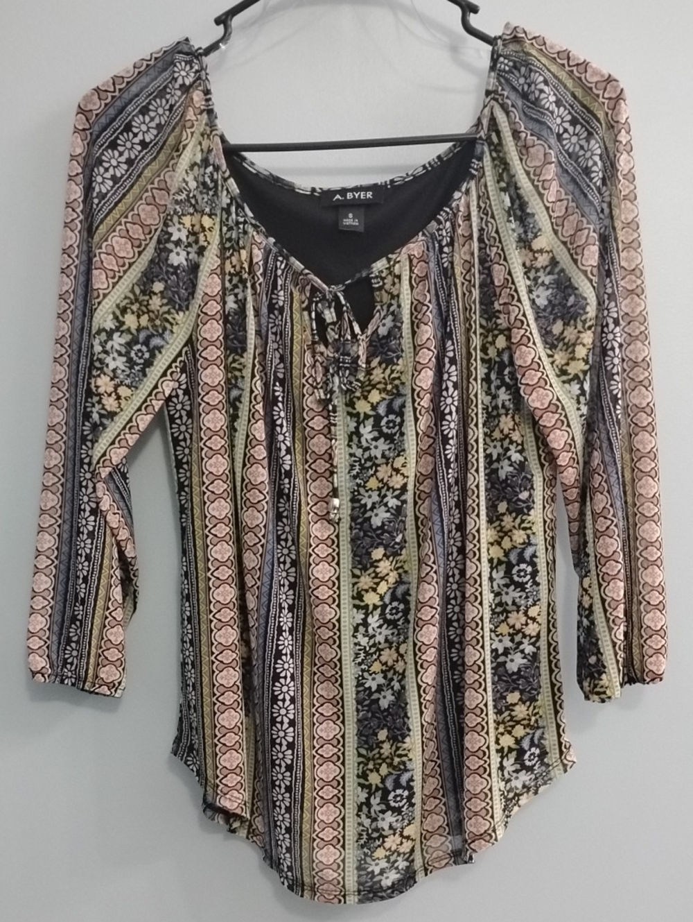 A. Byer Floral Striped Boho Tunic in Black, Pink, Yellow, Green Size Small